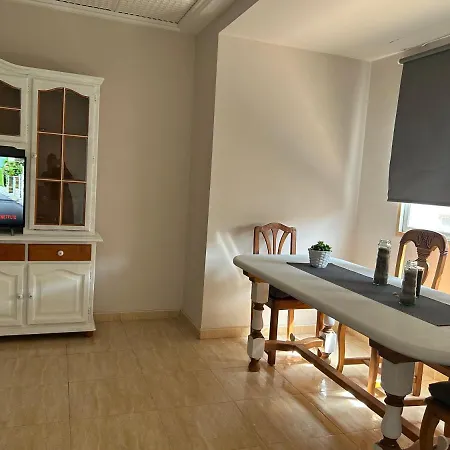 Agradable Apartamento En Centro Гандия